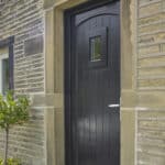 Door style GR03 - Tongue and groove with square view - curved variation