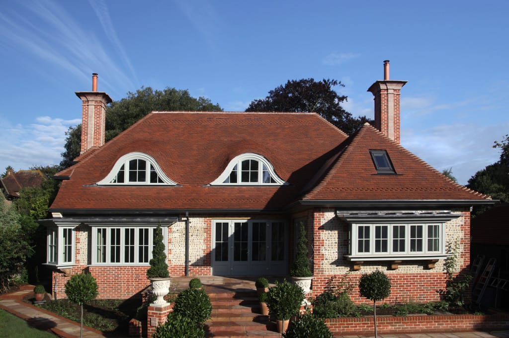 Arts & Crafts style house - triple glazed timber windows & doors Green